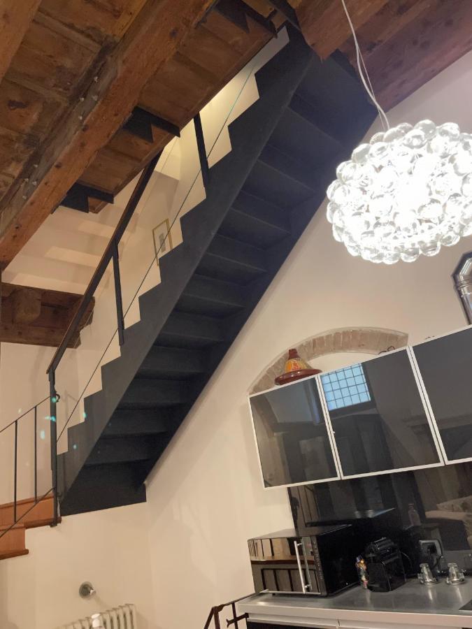 Вилла Loft Ponte Pietra Верона Экстерьер фото